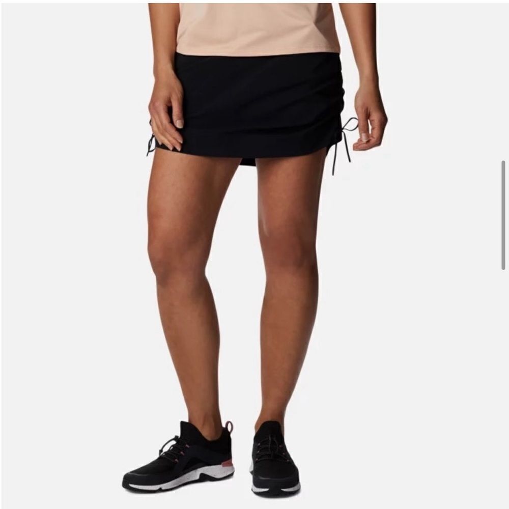 Columbia Black Omni Shade Casual Anytime Skort nylon hiking skirt size L